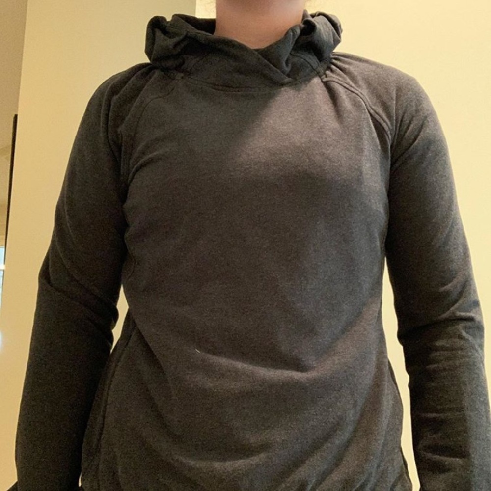 Lulu lemon Sweatshirt!!